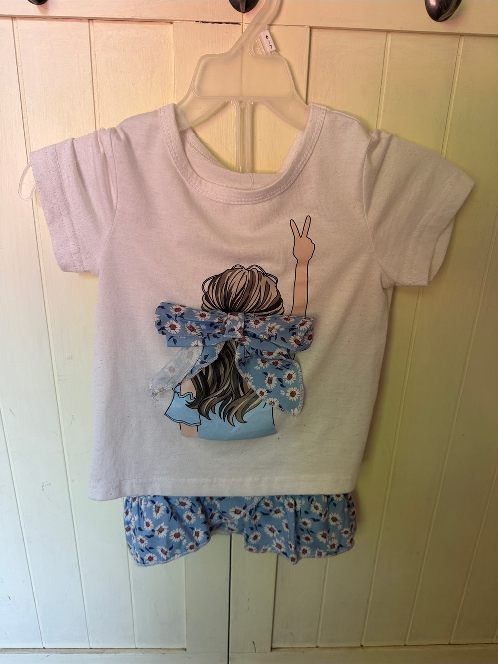Girls White Short-Sleeve Tee with Blue Daisy Bow Graphic and matching skirt